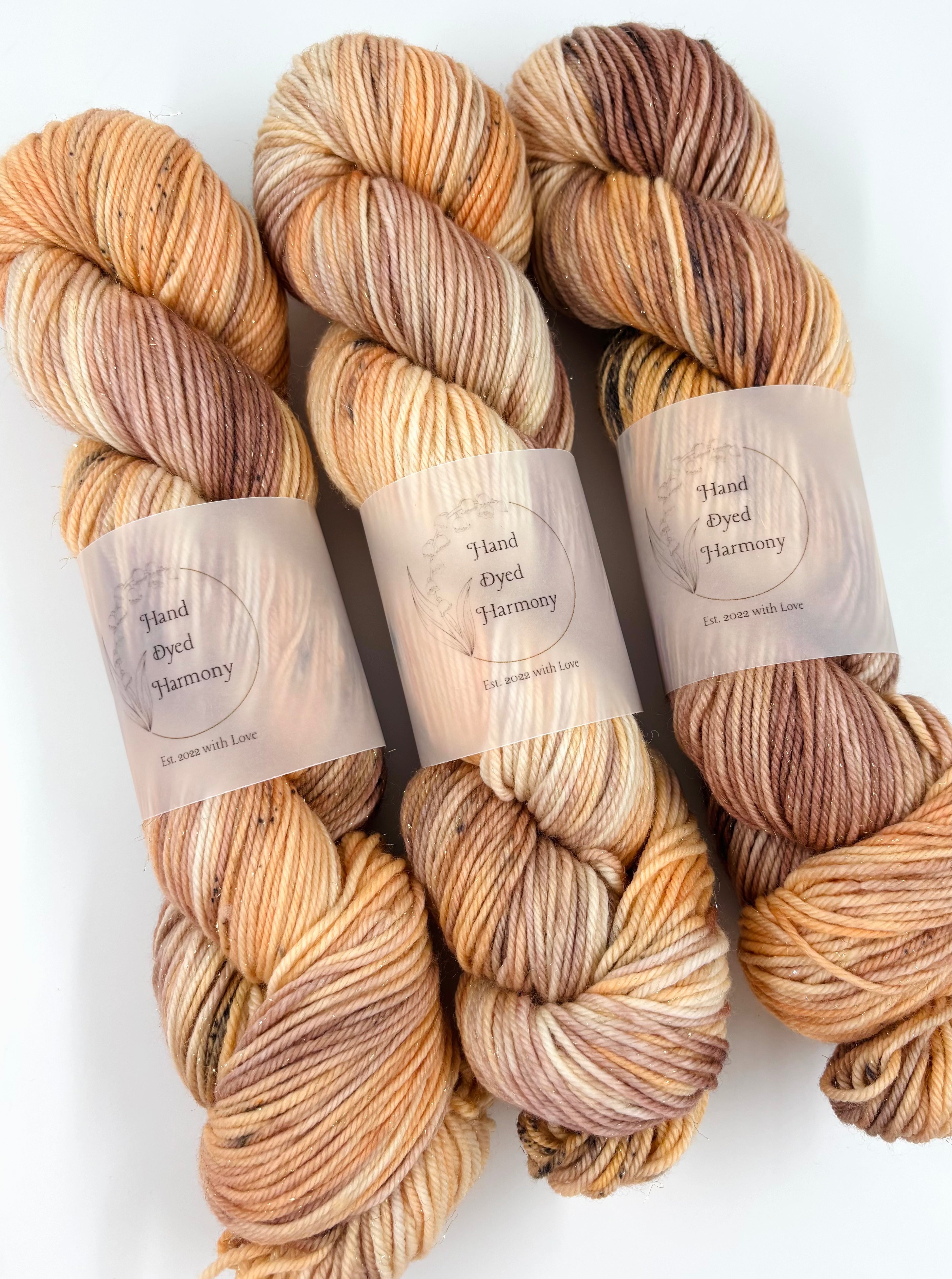Gold sparkle DK