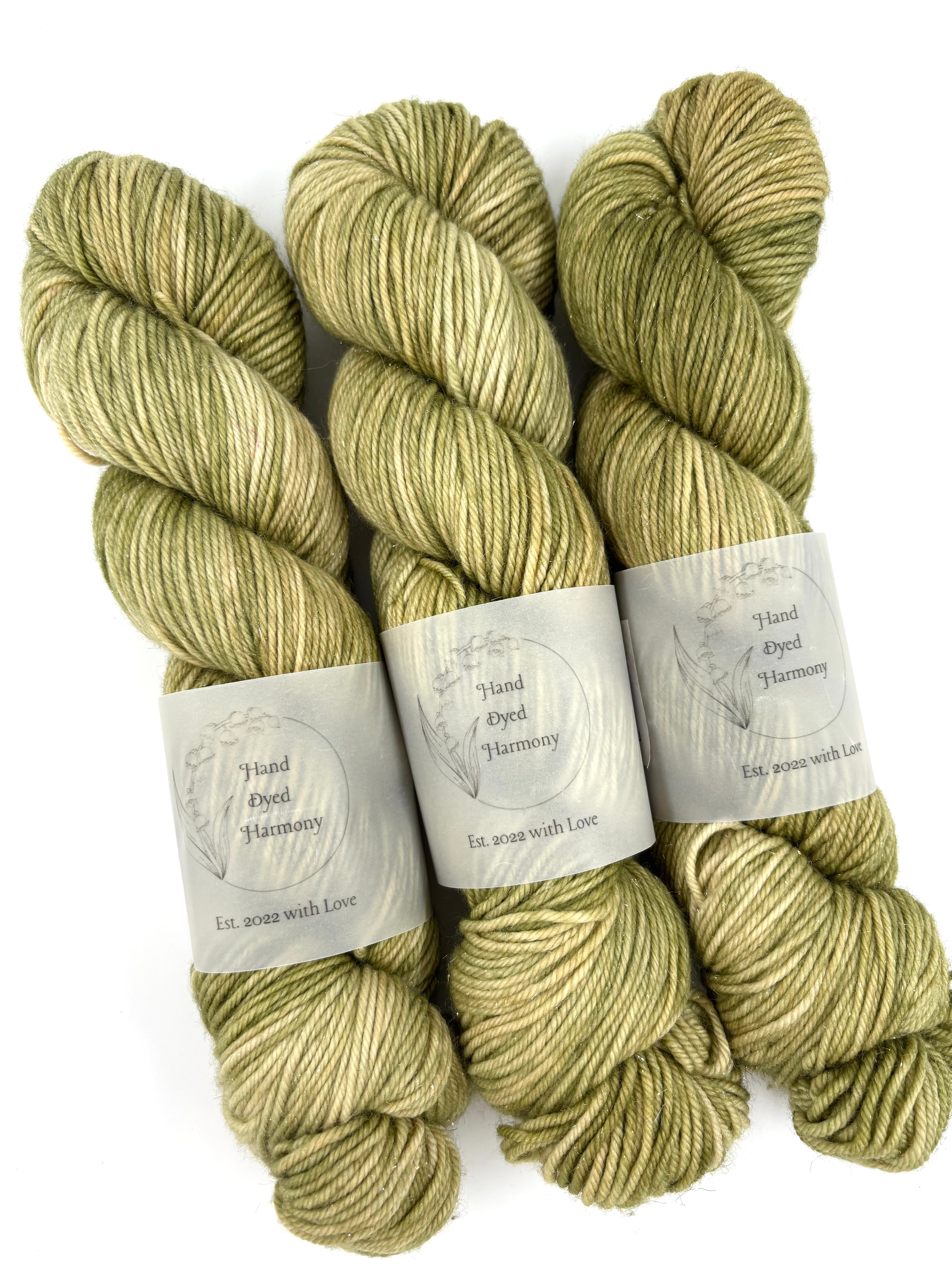 Gold sparkle DK