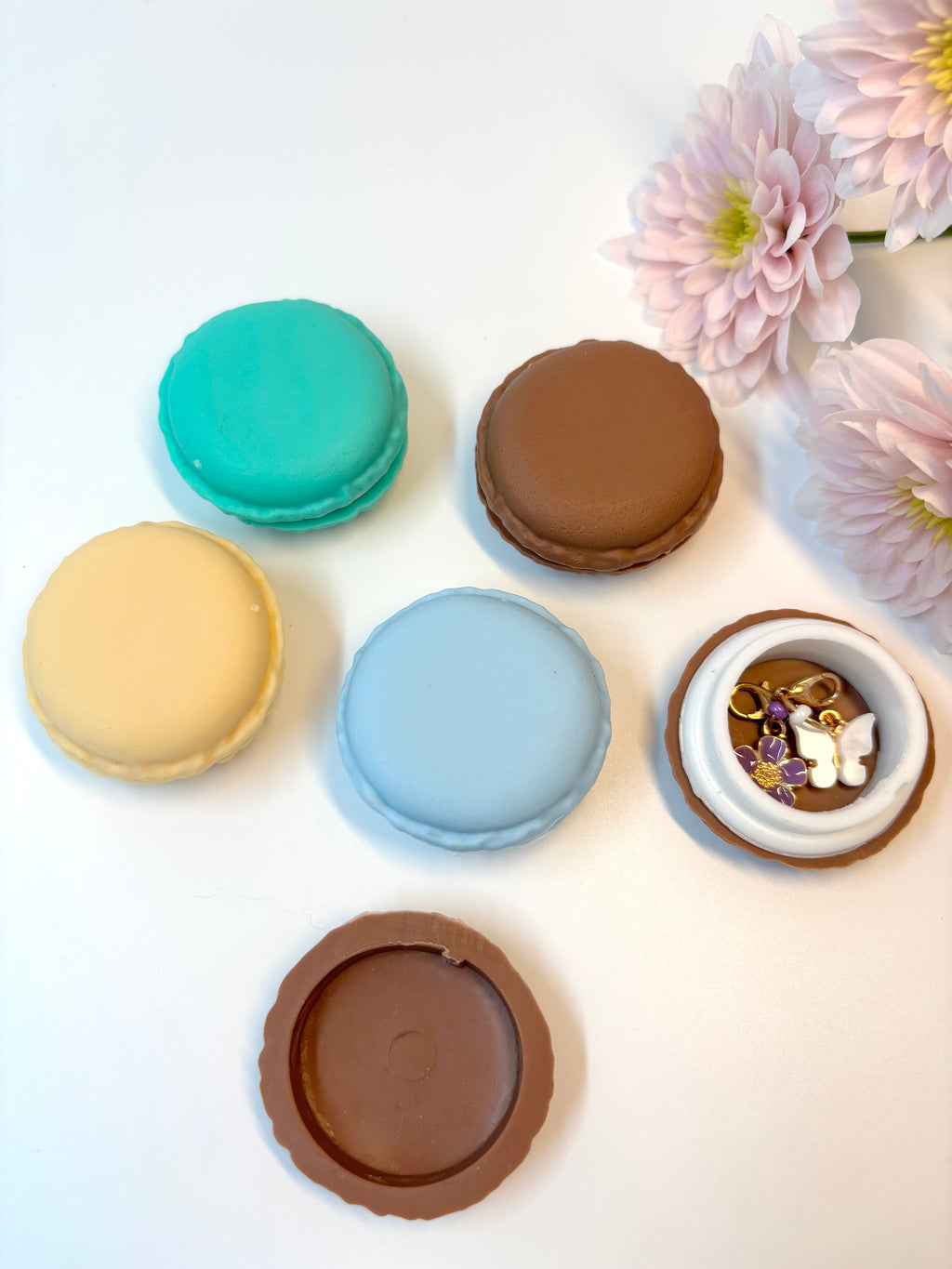 Macaron storage box