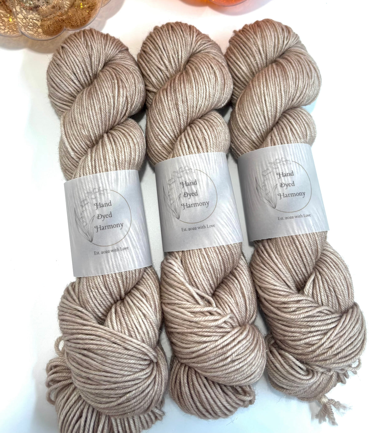 Gold sparkle DK